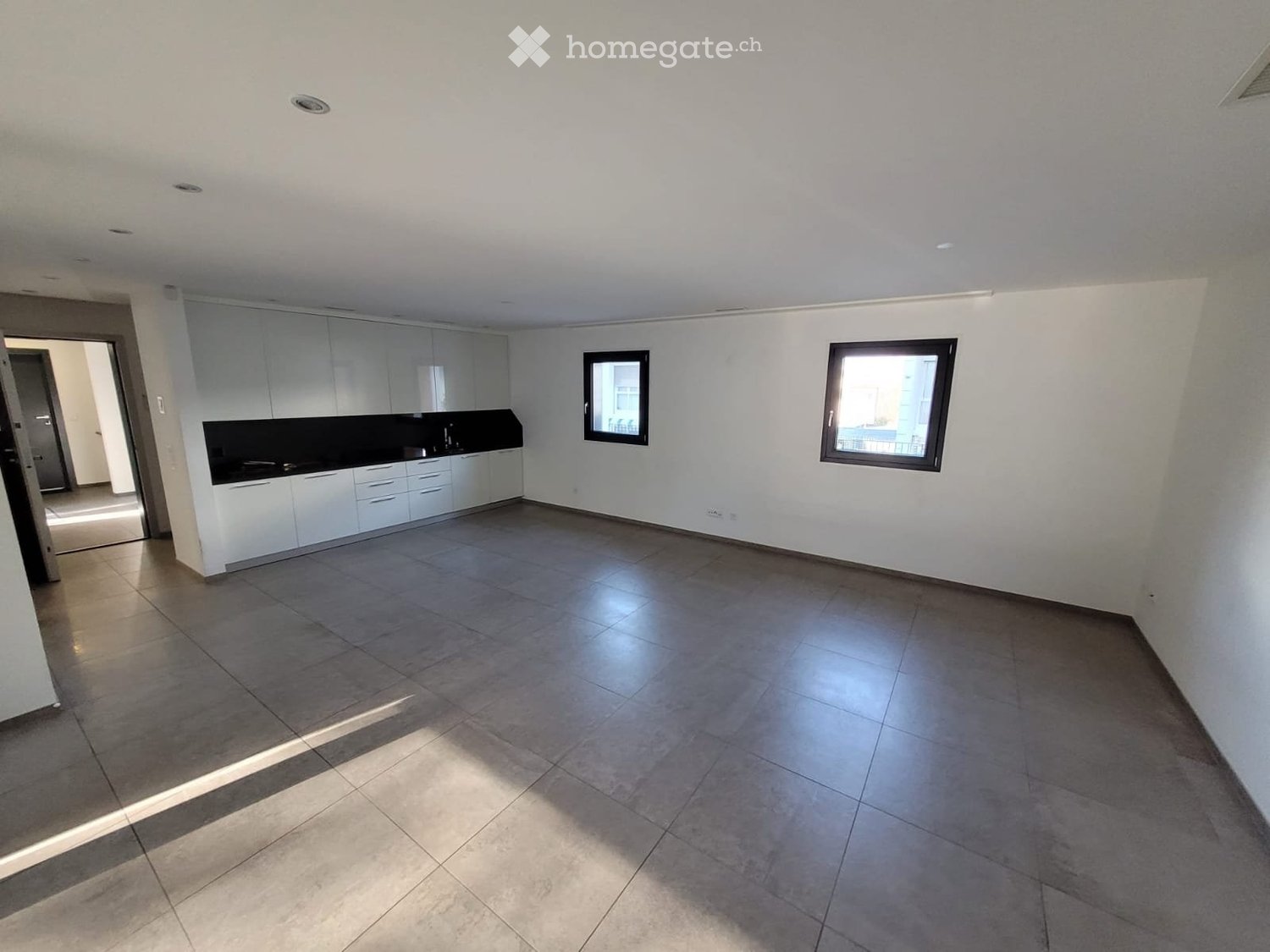 5 rooms apartment, photo 3 of 5