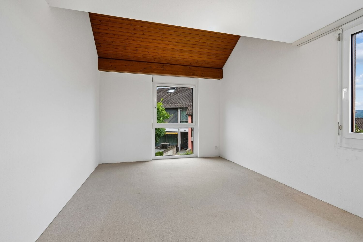 Casa duplex di 7 ½ locali