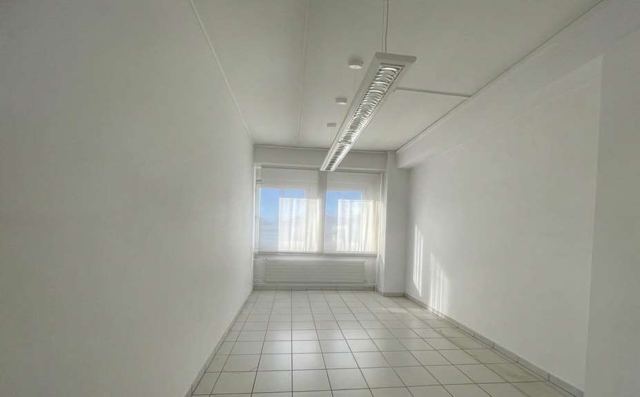 Office, photo 2 of 7