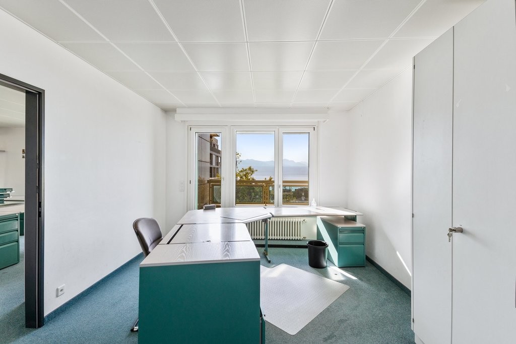 318m² office, photo 4 of 10