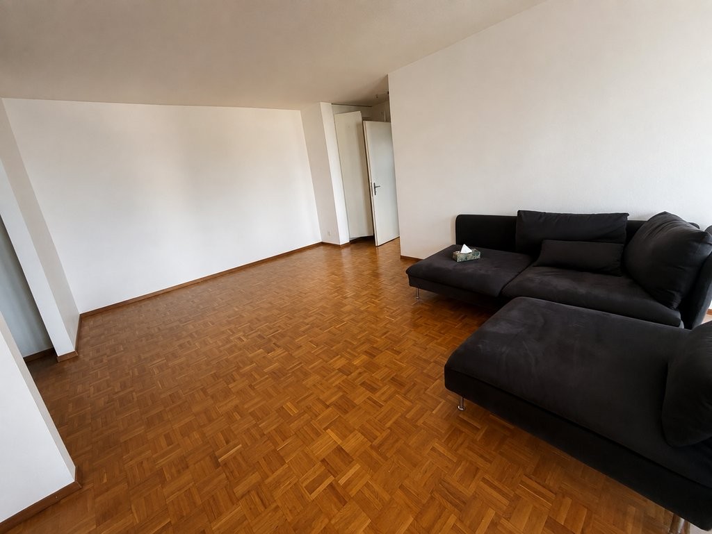 2 rooms apartment, photo 3 of 5
