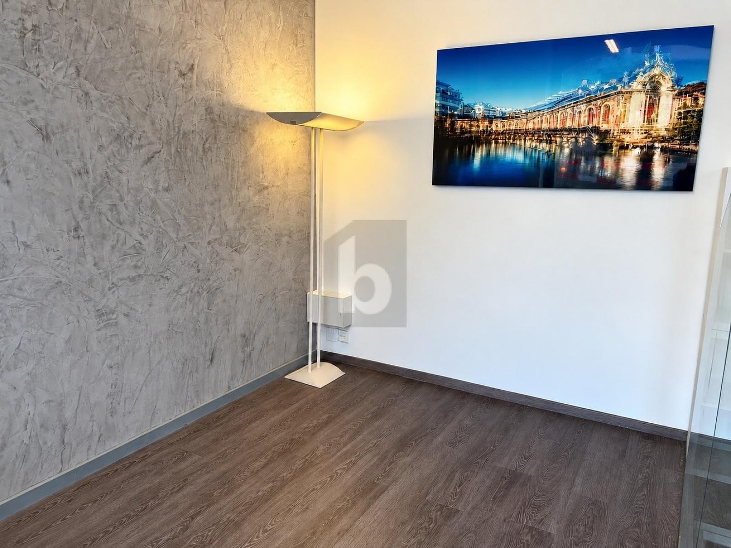 15m² office