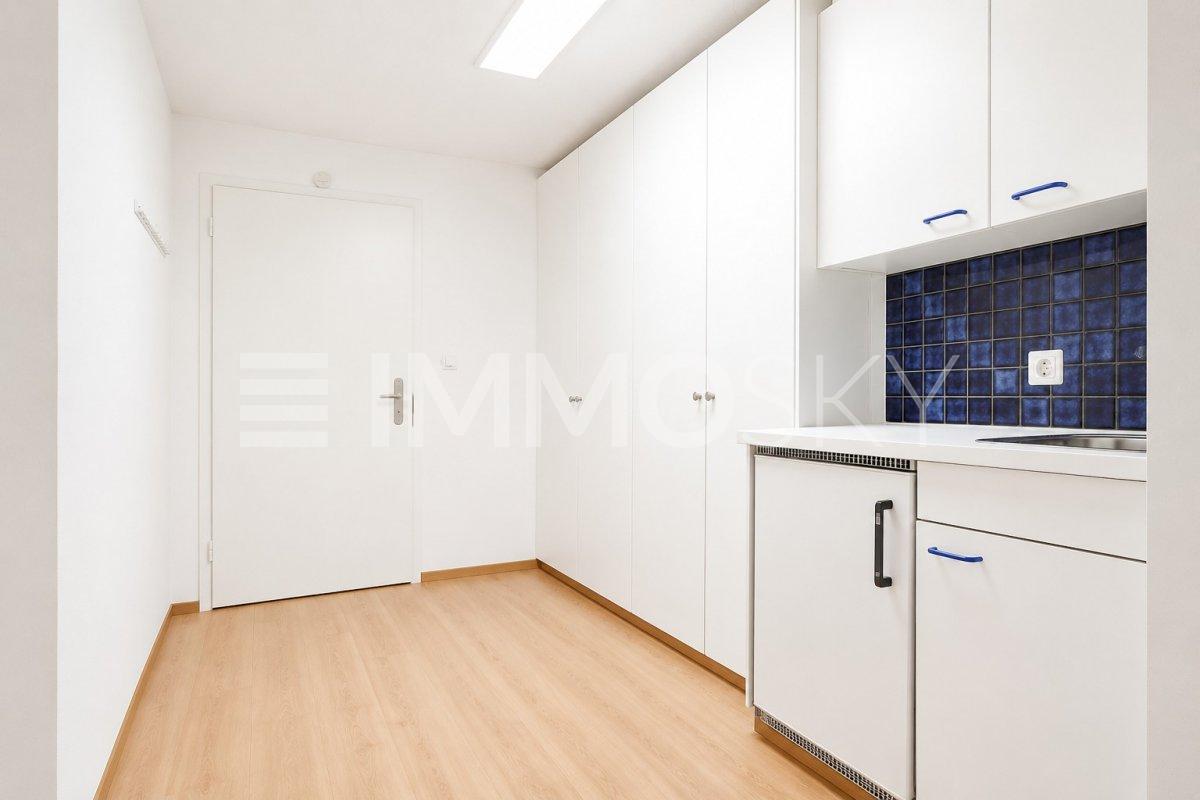 125m² office, photo 3 of 7