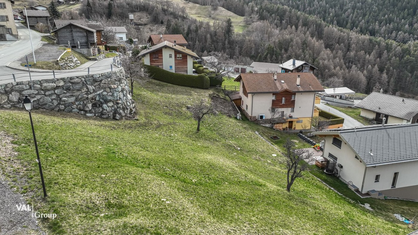 1355m² terrain à bâtir