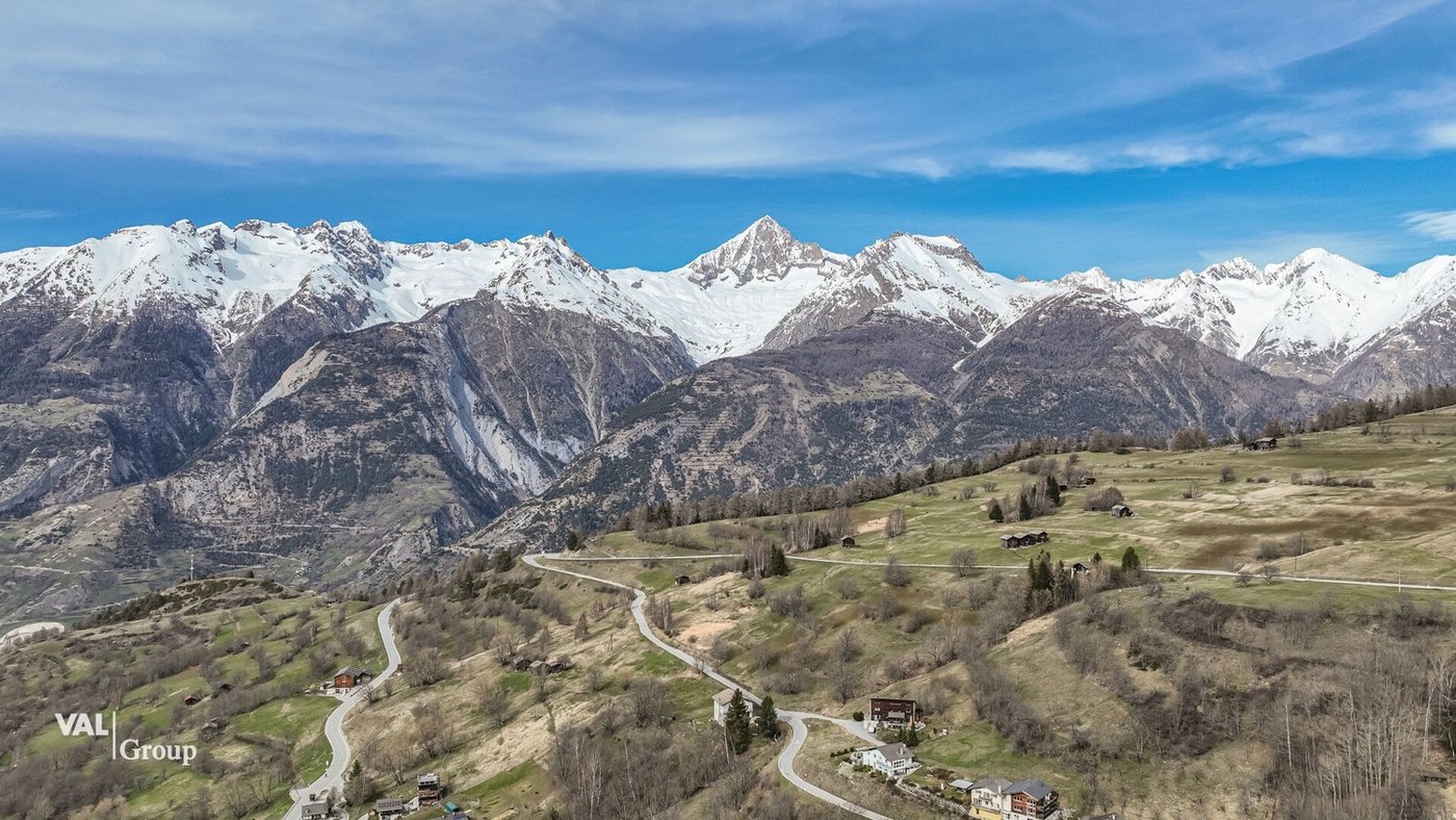1355m² terrain à bâtir
