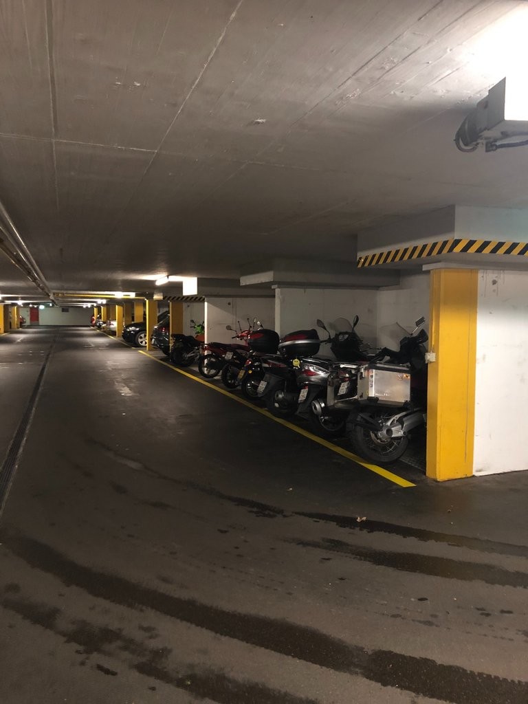 Posto auto interrato