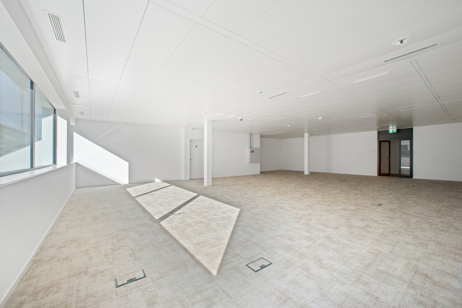 151m² office, photo 4 of 6