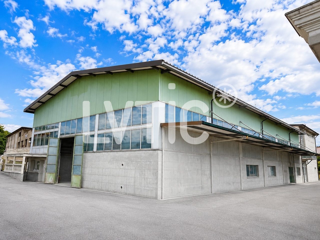 942m² Industrieobjekt