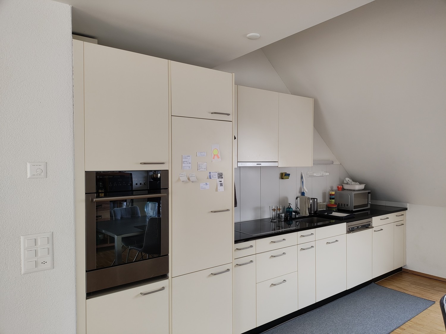 5 rooms apartment