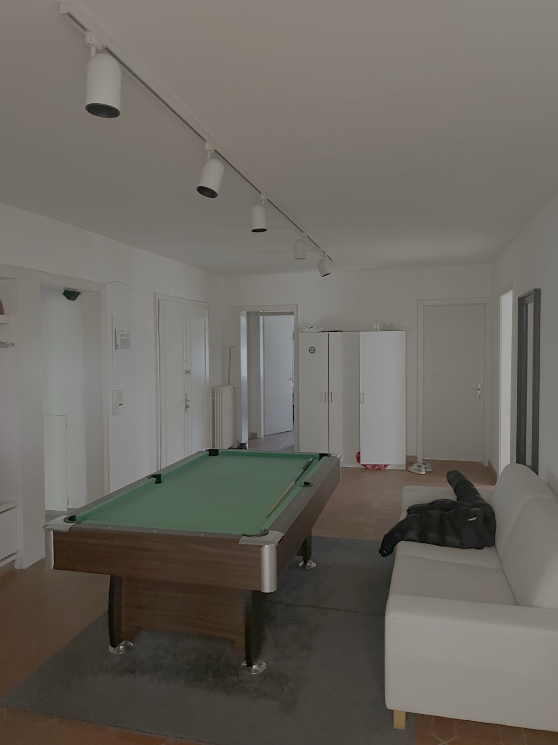 7 rooms single house, photo 2 of 6