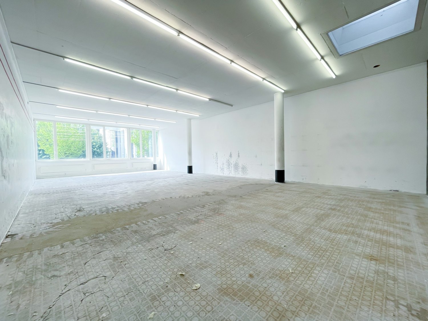 118m² office, photo 3 of 3