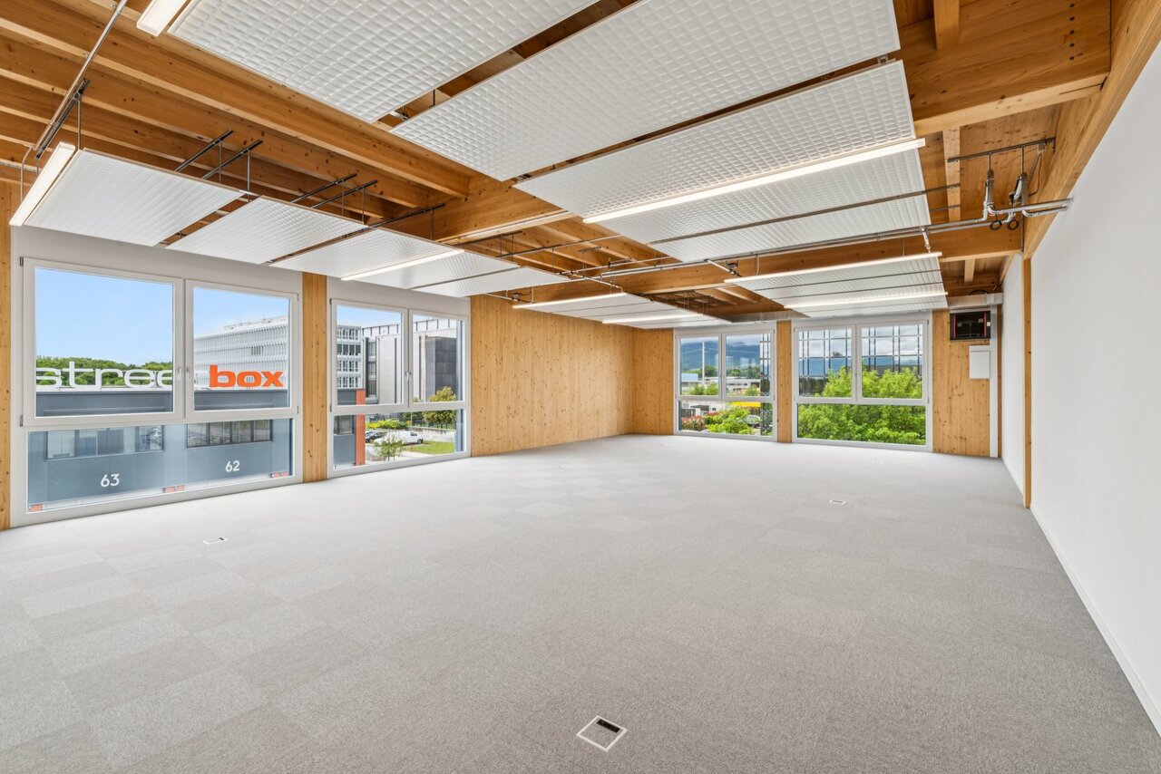 101m² office, photo 1 of 10