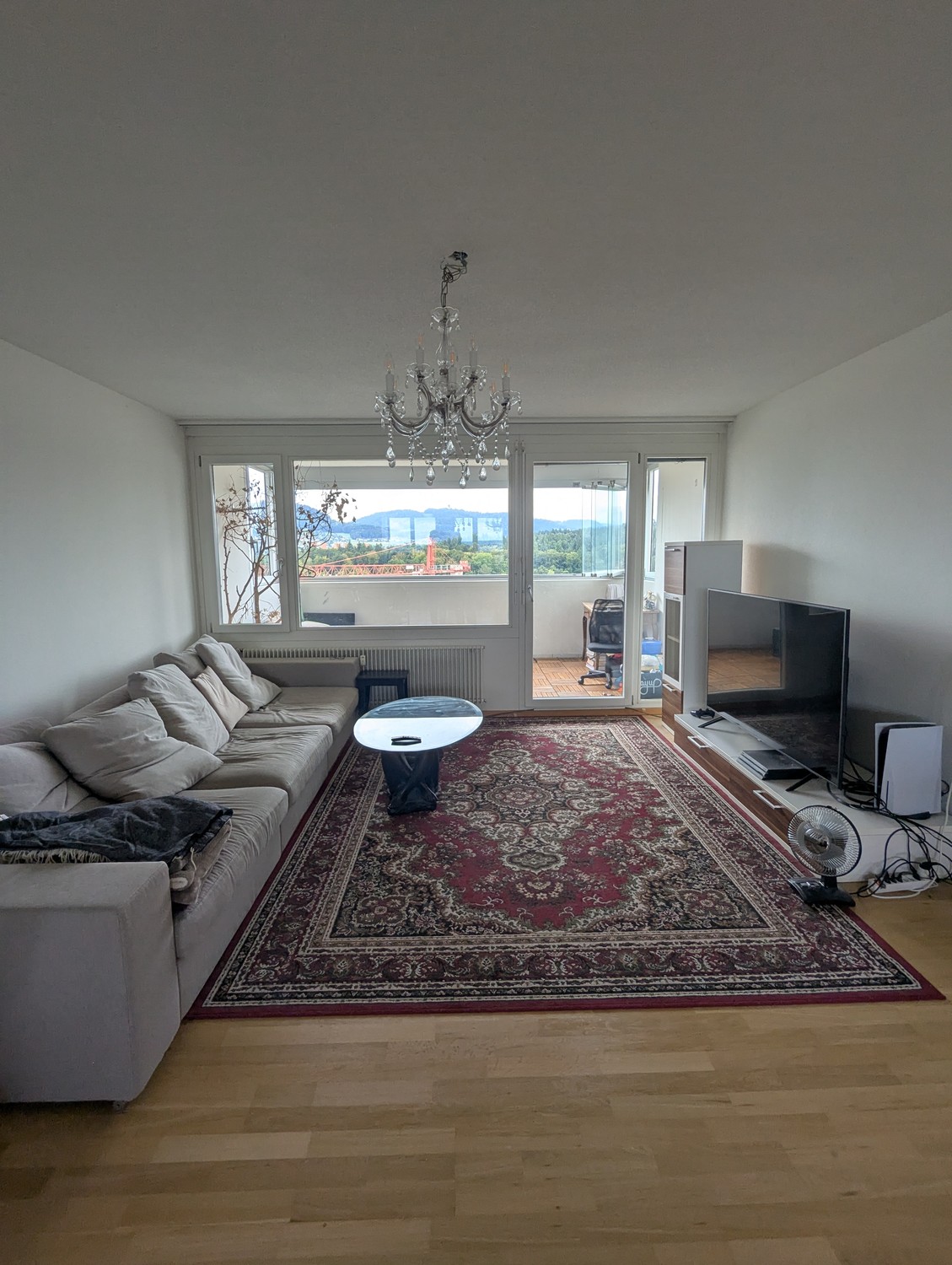 Recherche de repreneur pour un bel appartement de 2 1/2 pièces au dernier étage à partir du 01.01.2027.