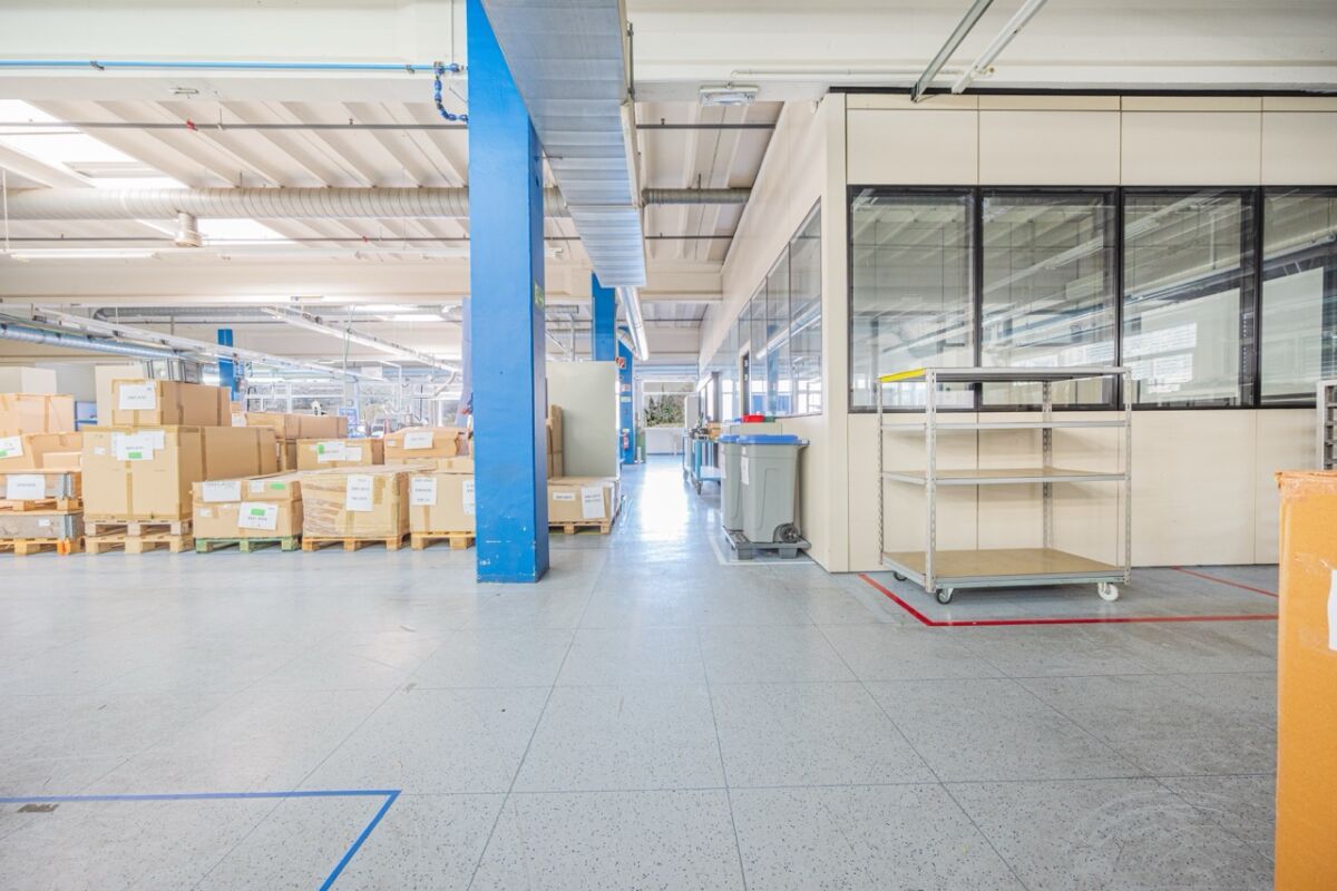 2000m² commercial, photo 7 of 10