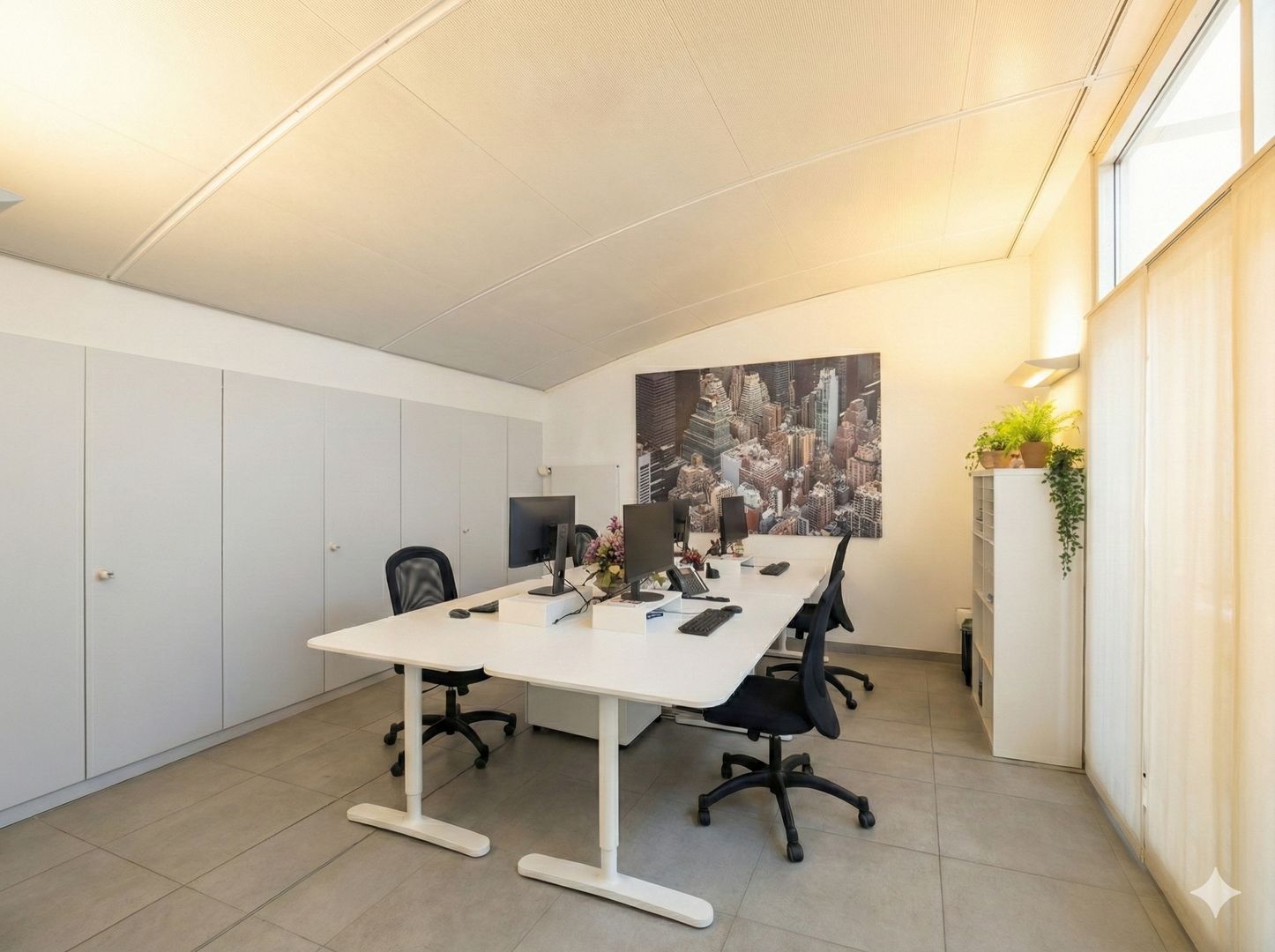 Office, photo 1 of 6