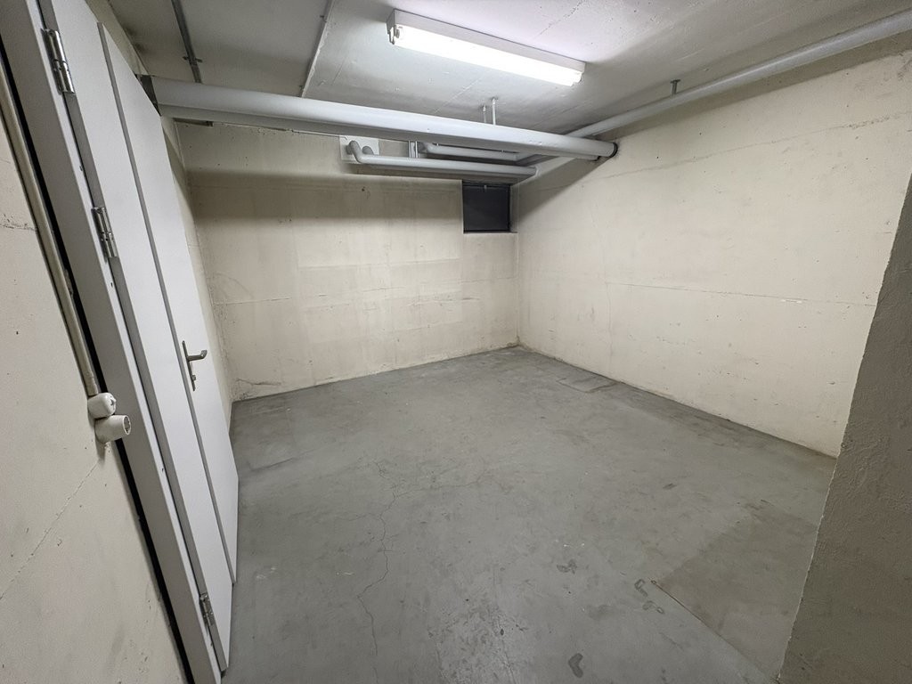 Hobby room, photo 3 of 3