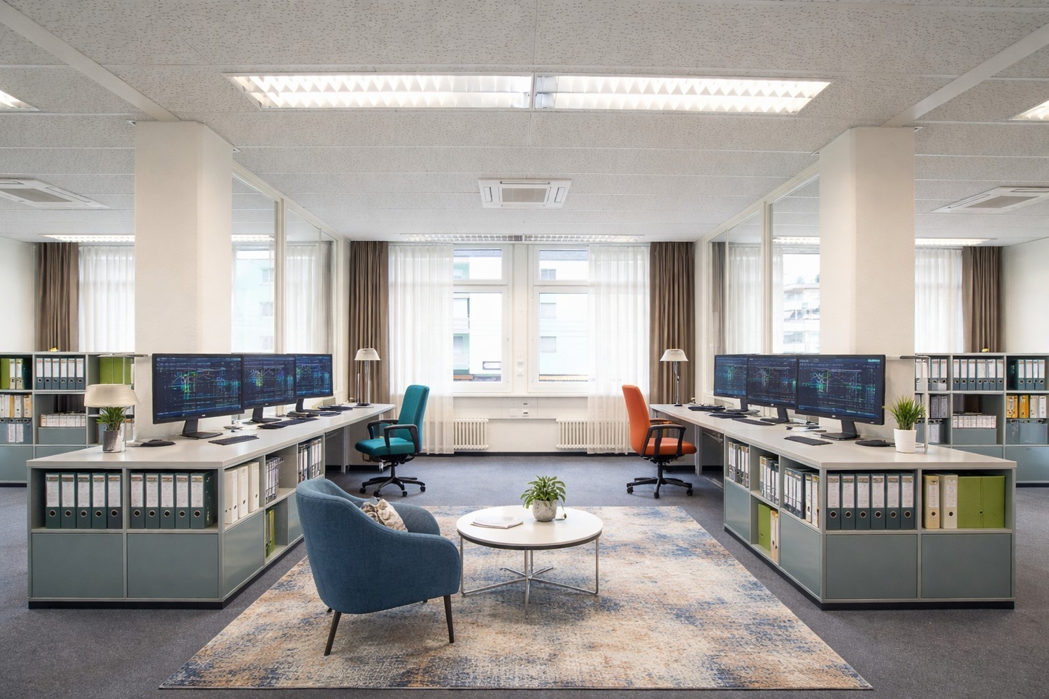 290m² office, photo 2 of 10