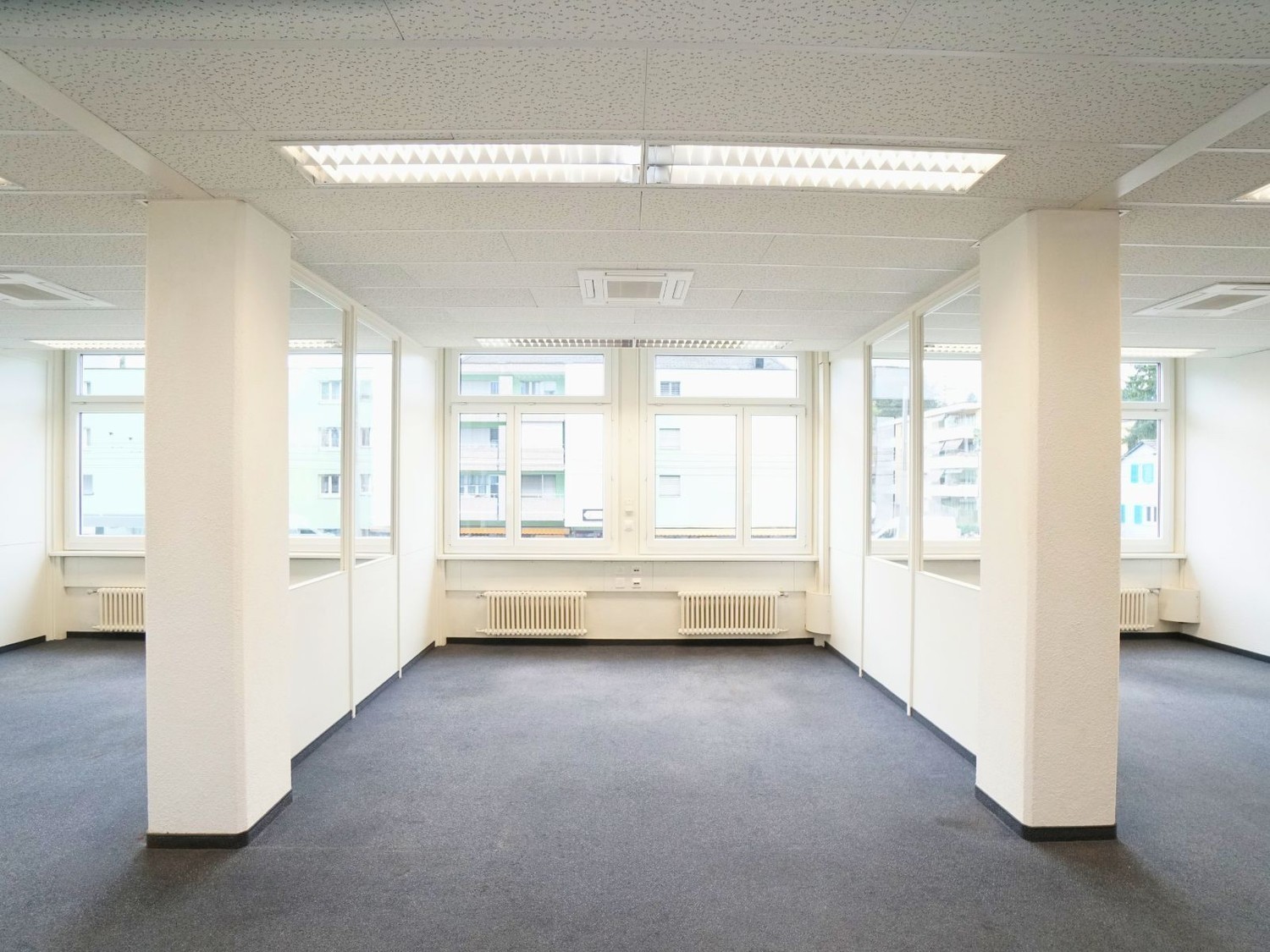 290m² office, photo 4 of 10