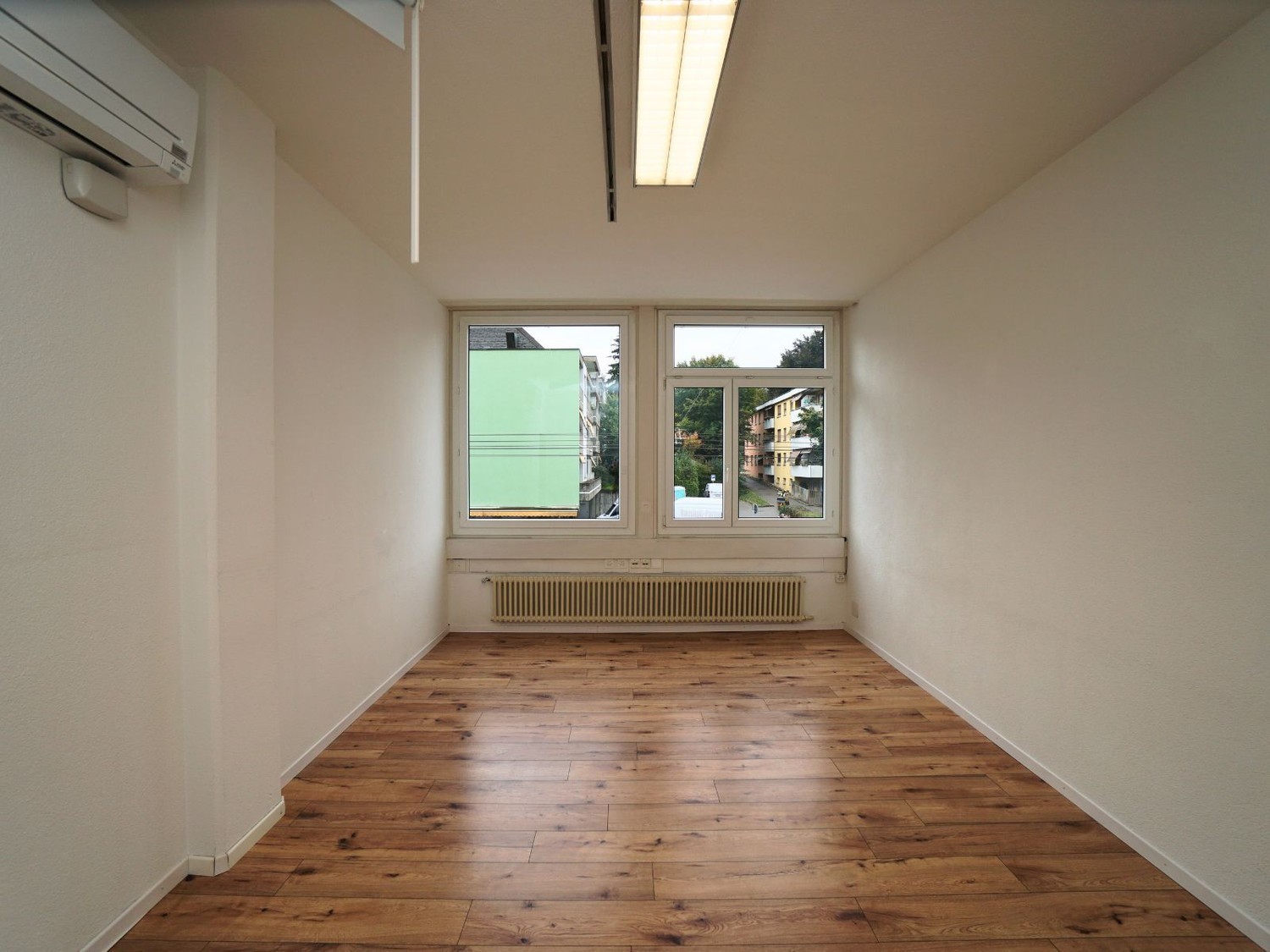 290m² office, photo 7 of 10