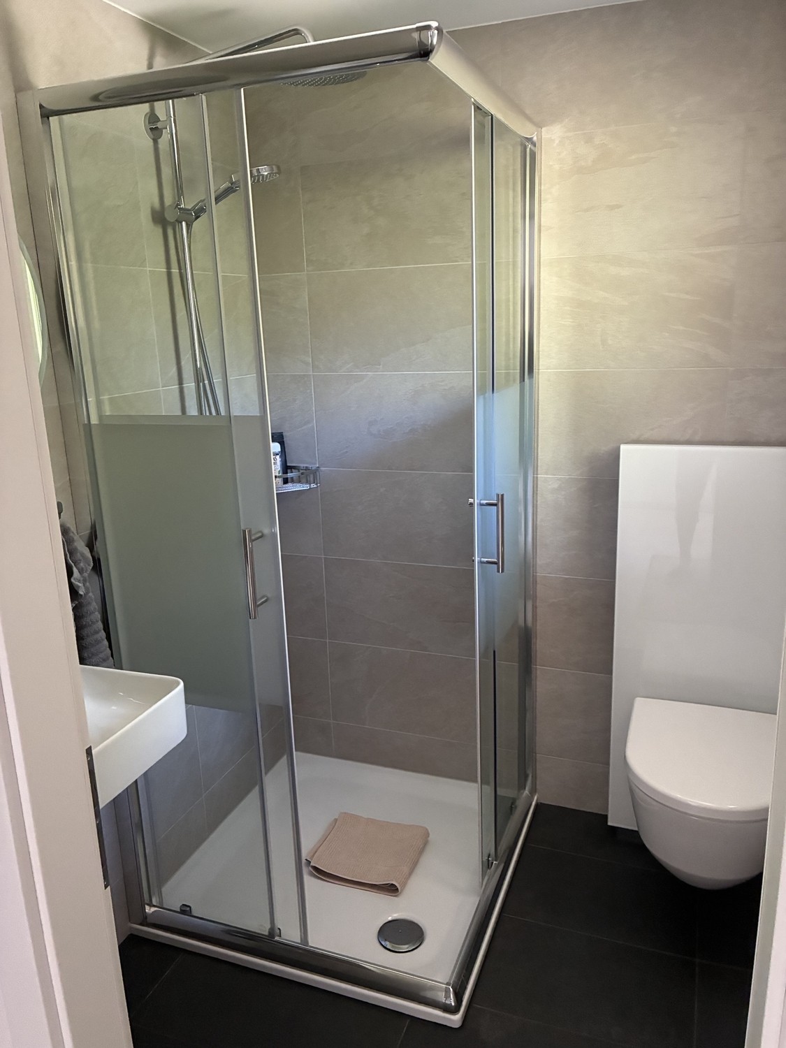 Room in a shared flat, photo 3 of 3