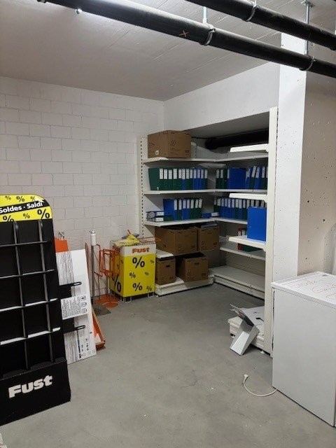 Storage room, photo 6 of 8