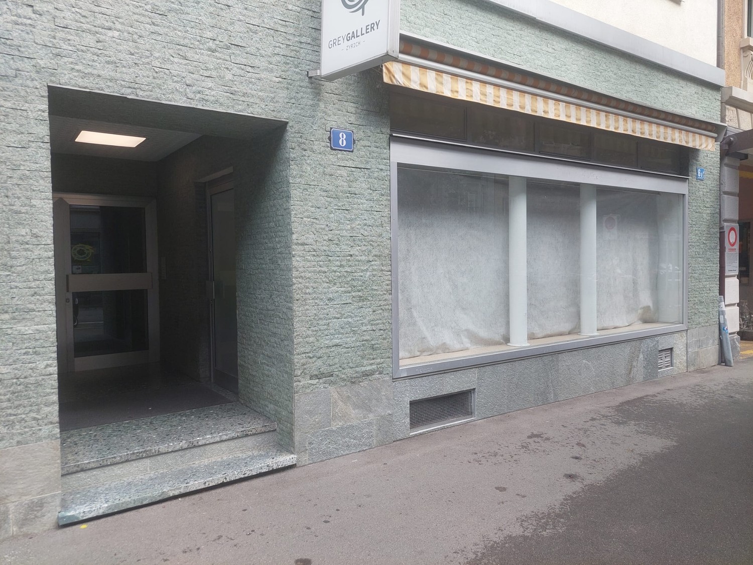63m² commercial, photo 2 of 6
