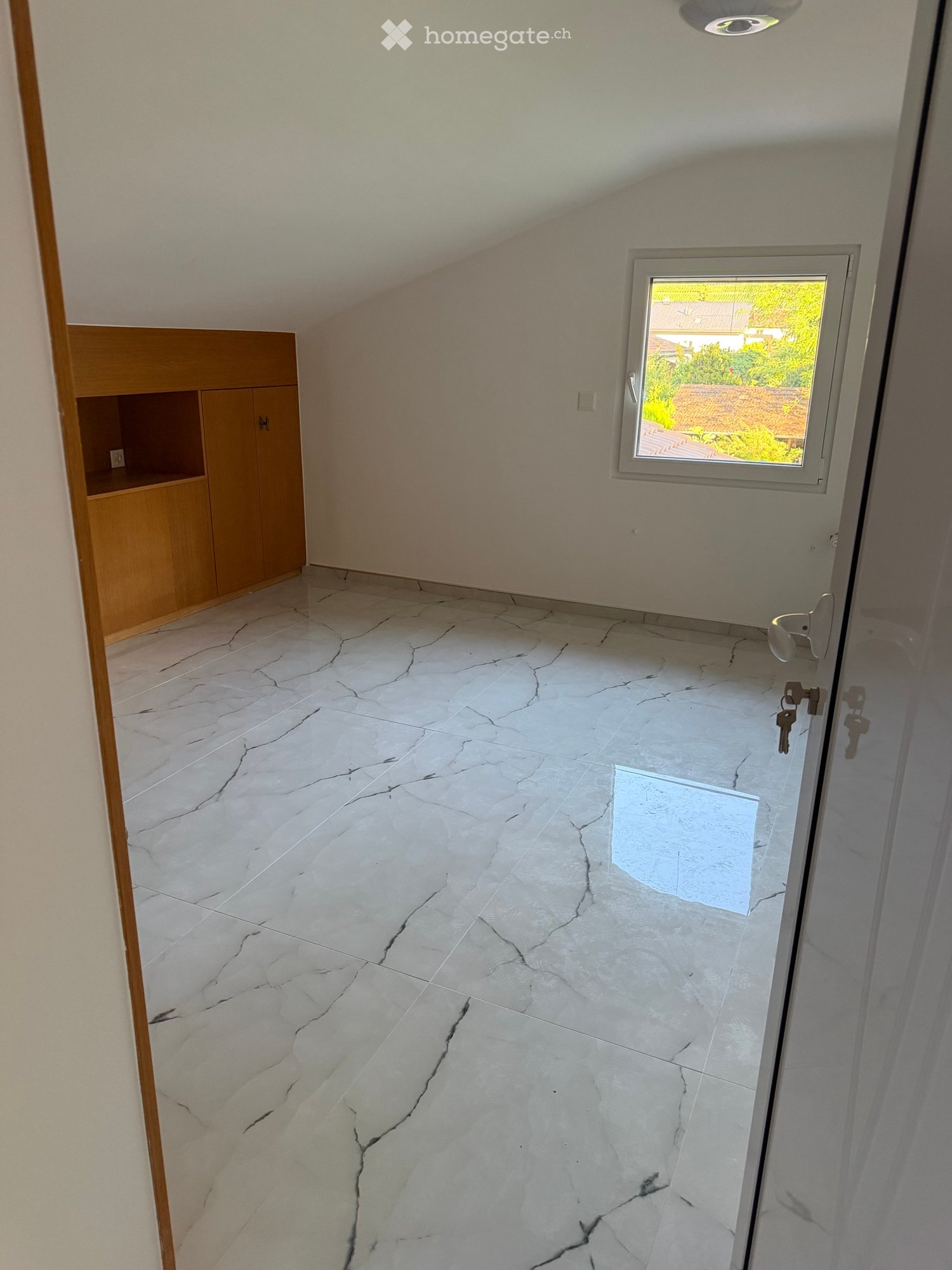 5 rooms single house