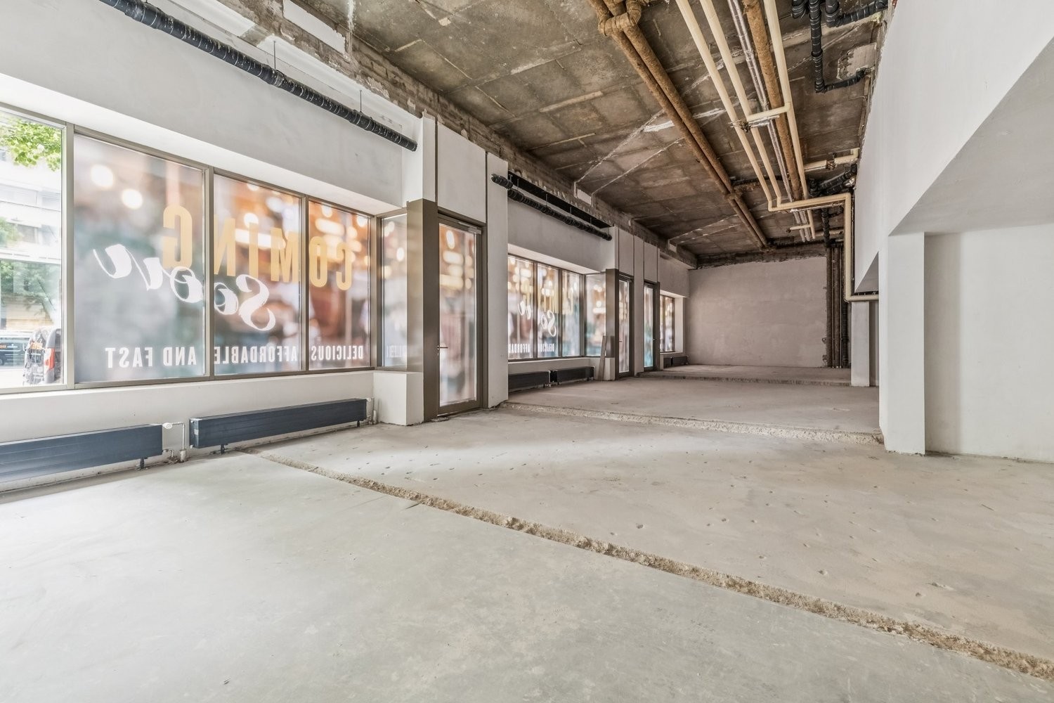 256m² restaurant, photo 4 of 10