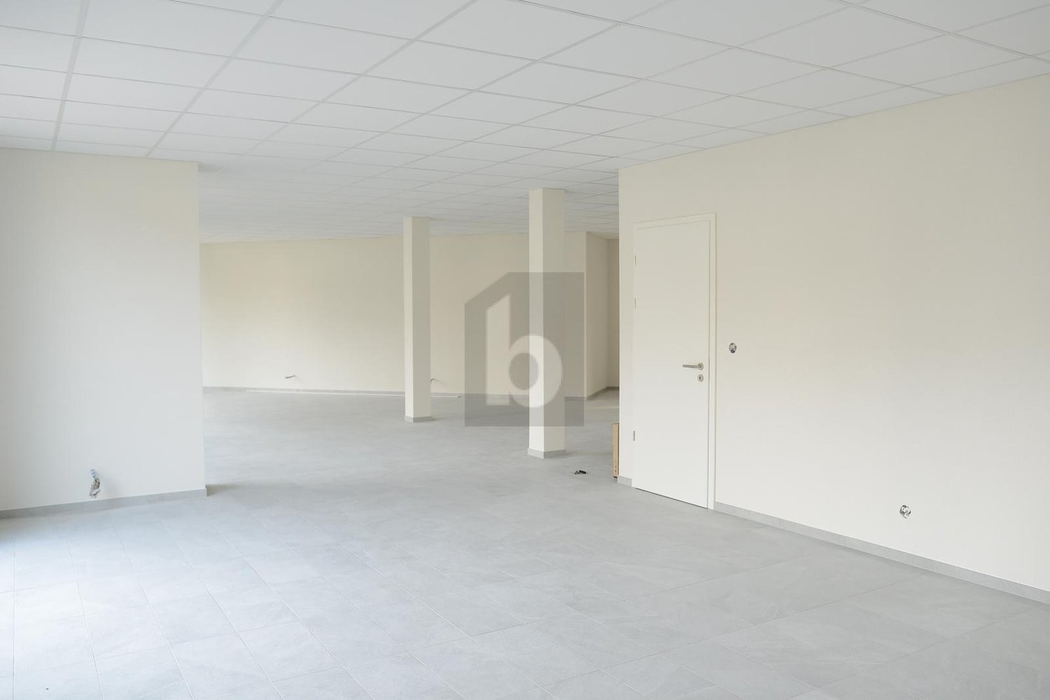 109m² shopping centre, photo 4 of 4