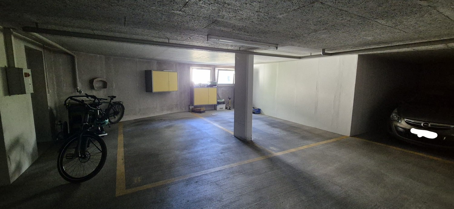 Underground parking space for rent, photo 1 of 2