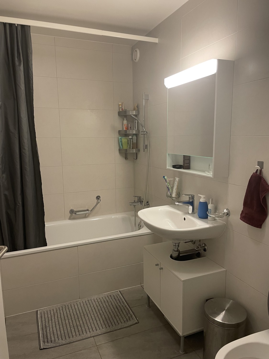 Room in a shared flat, photo 7 sur 9