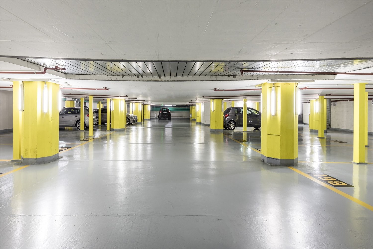 Underground slot, photo 2 of 2