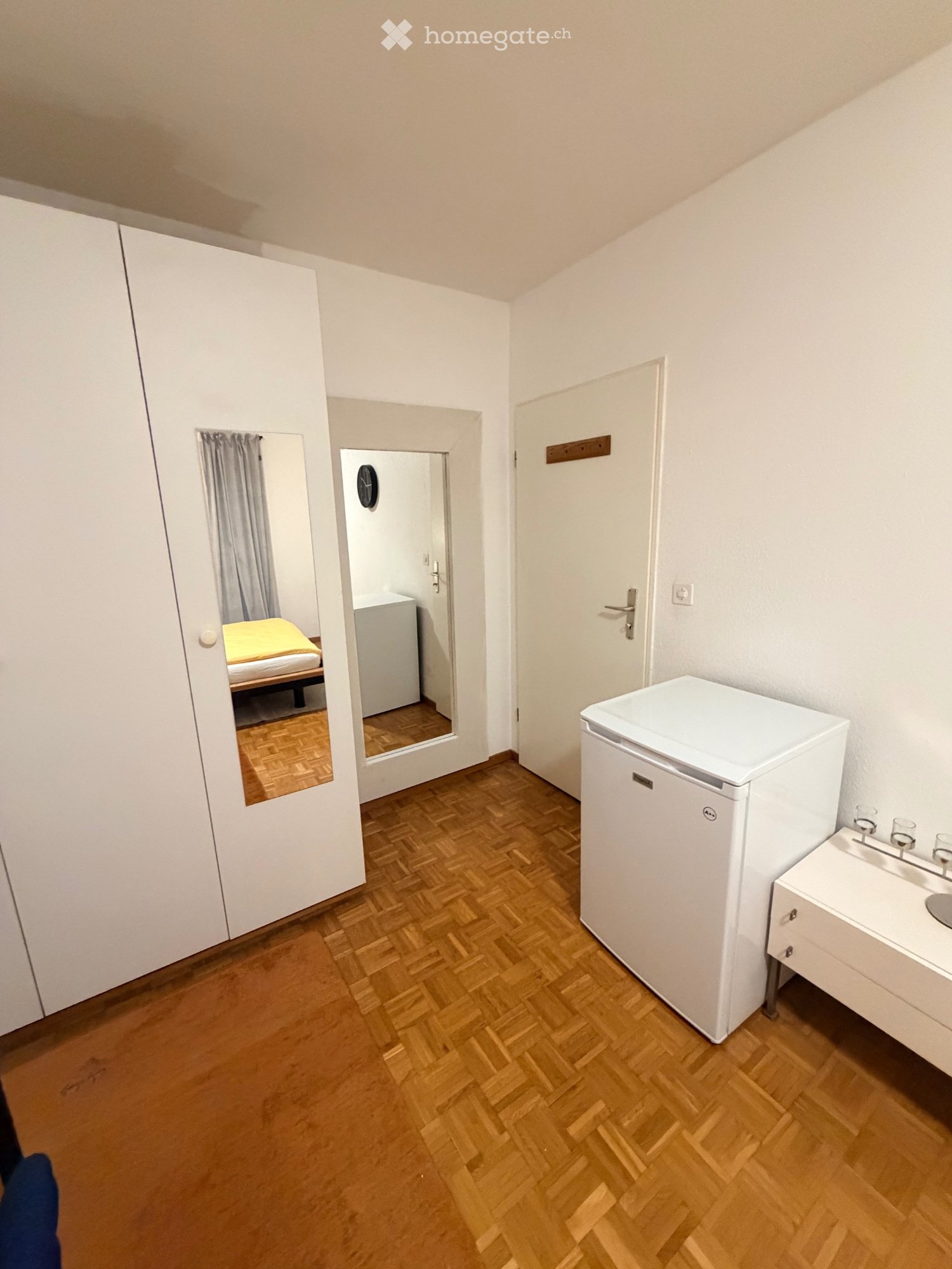 1 room single room
