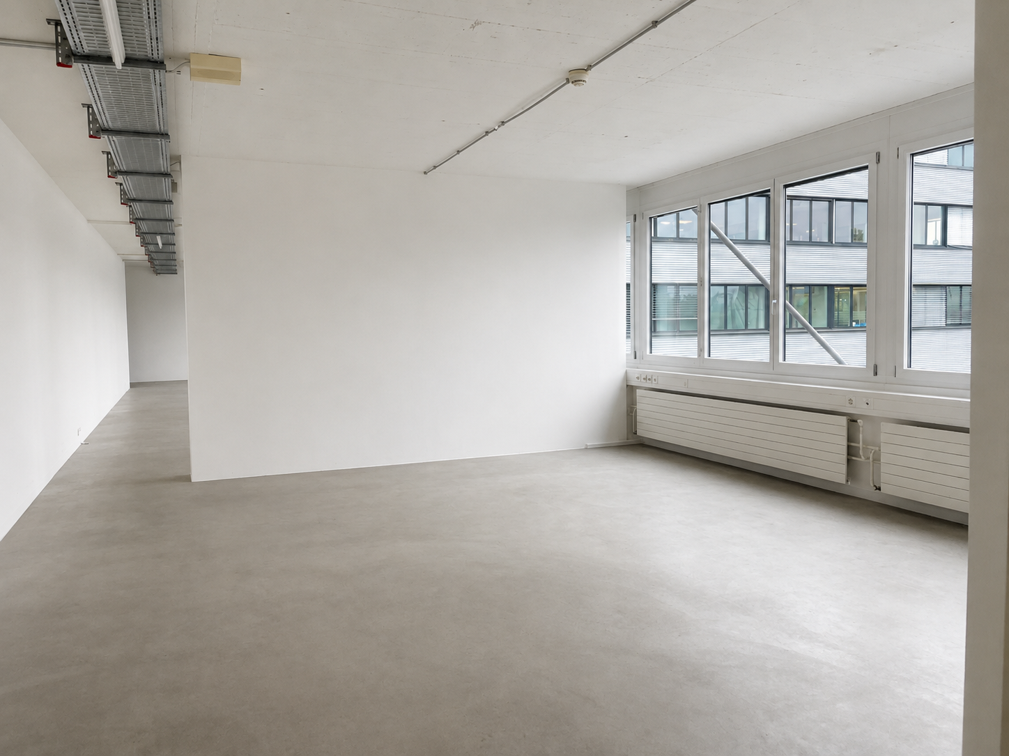 304m² commercial, photo 6 of 10