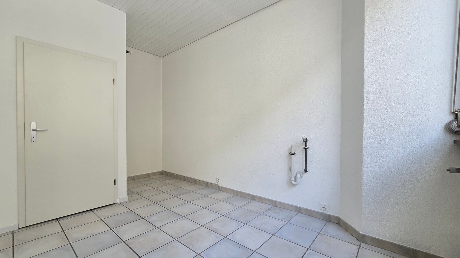 76m² office, foto 6 di 10