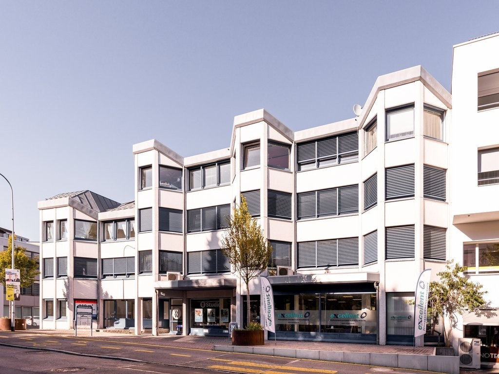 206m² commercial
