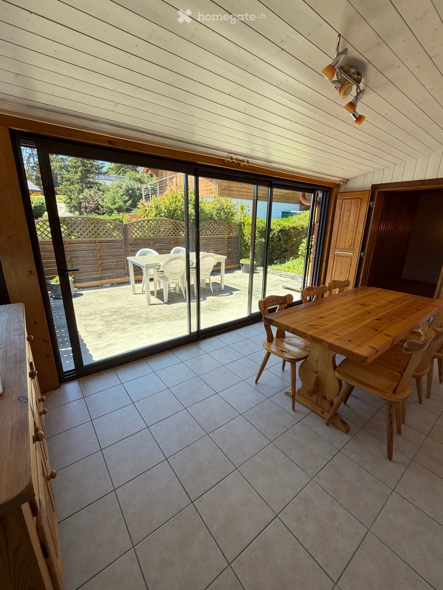 5 rooms single house
