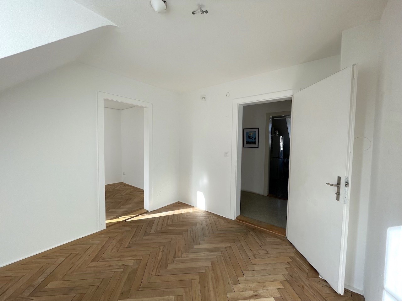 Chambre dans un appartement partagé