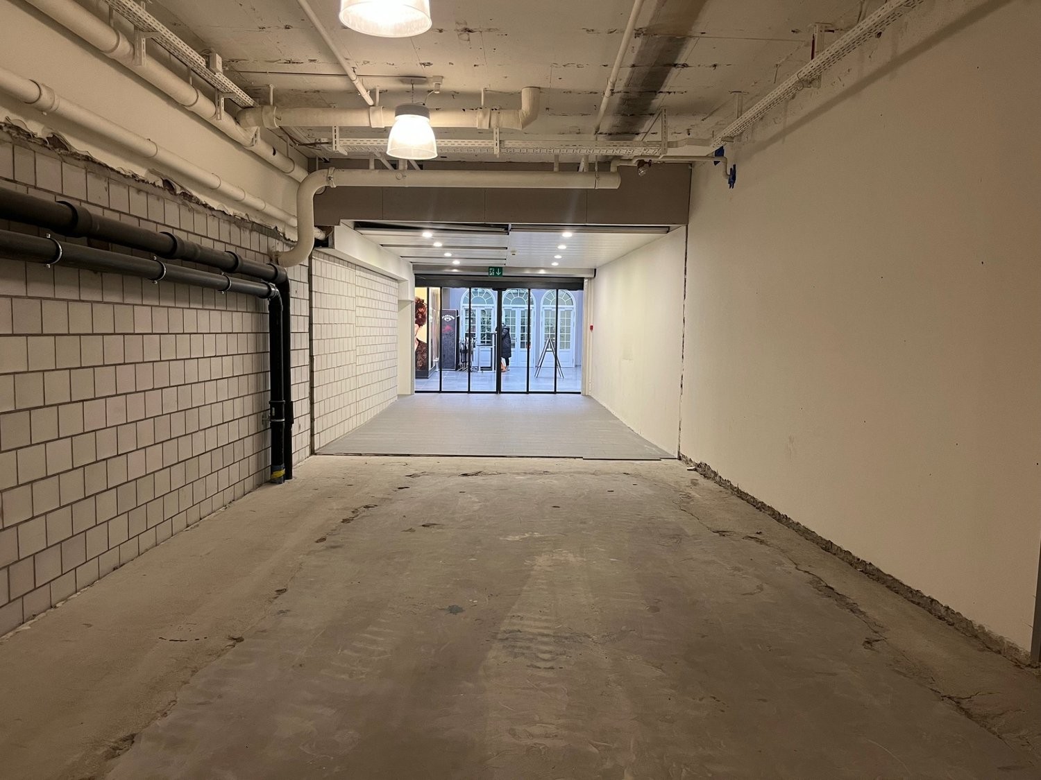 93m² commercial, photo 3 of 6
