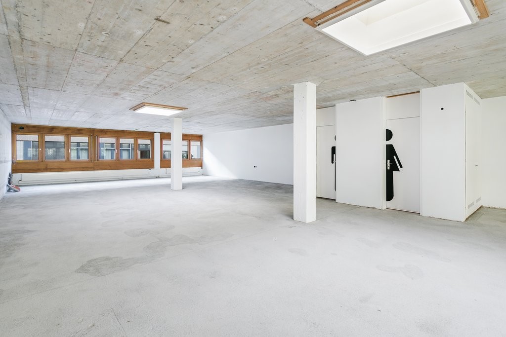 Office, photo 1 of 10