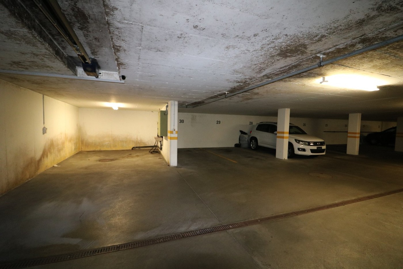 Underground slot