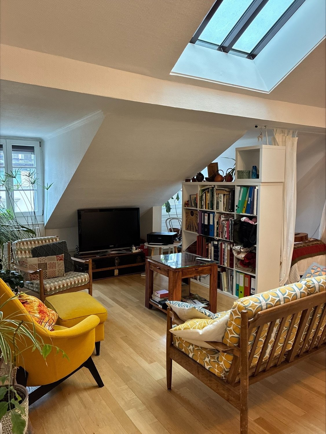 4 rooms apartment, photo 1 of 8