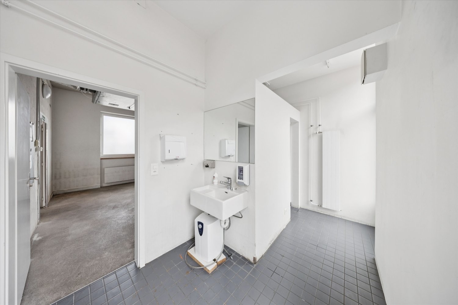 Negozio di 247m², foto 10 di 10