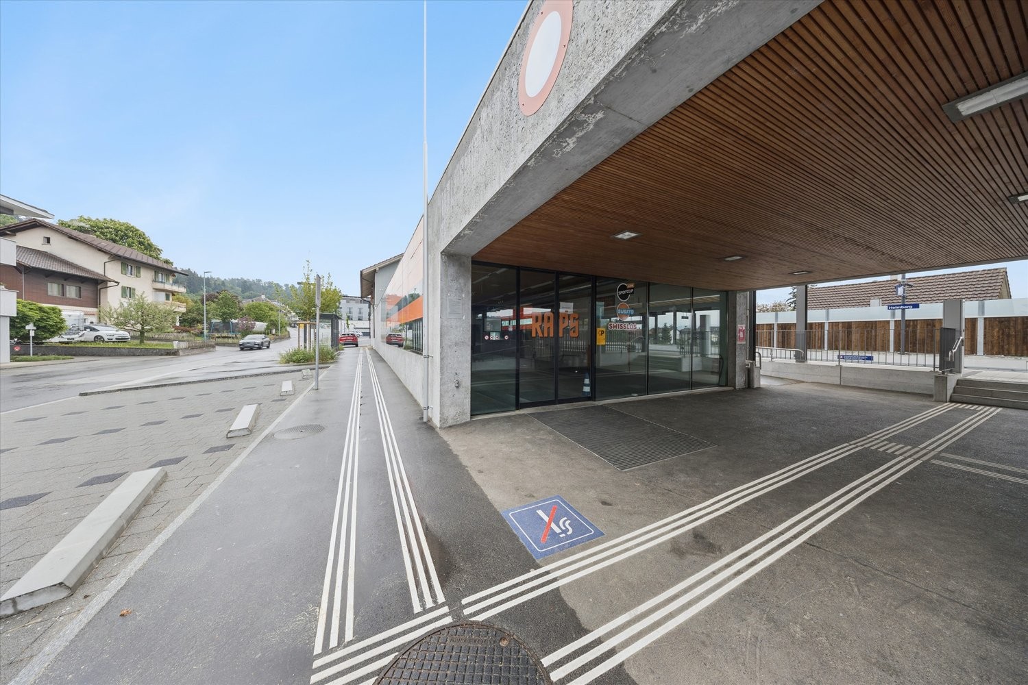 Negozio di 247m², foto 4 di 10