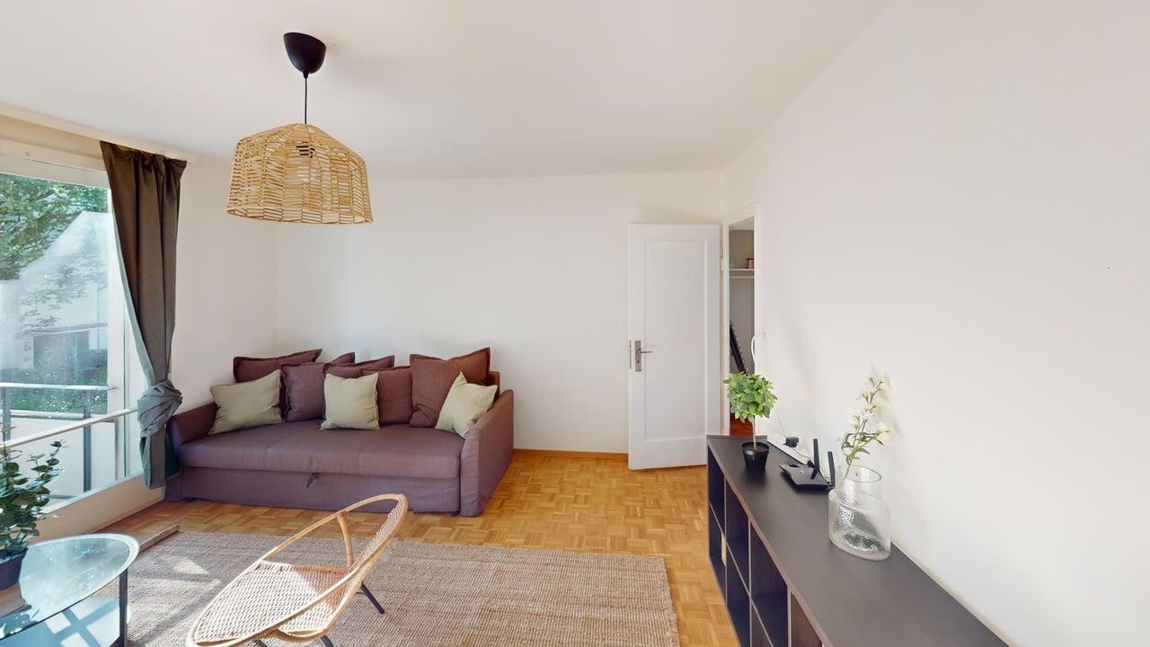 4 rooms apartment, photo 2 of 8