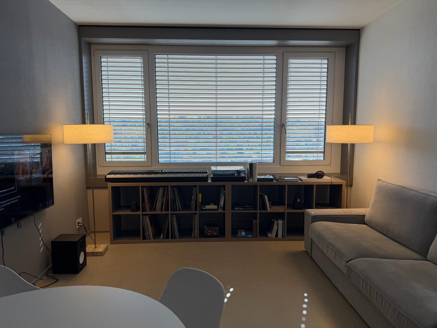 2 rooms apartment, photo 1 of 10