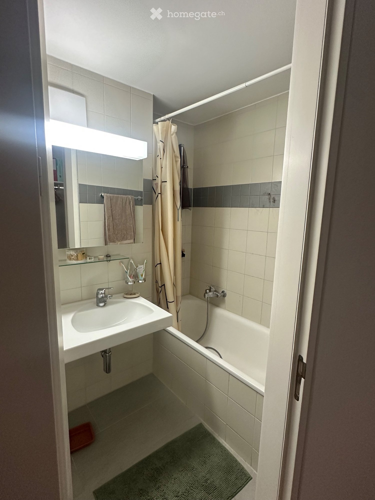 3 rooms apartment, photo 3 of 4