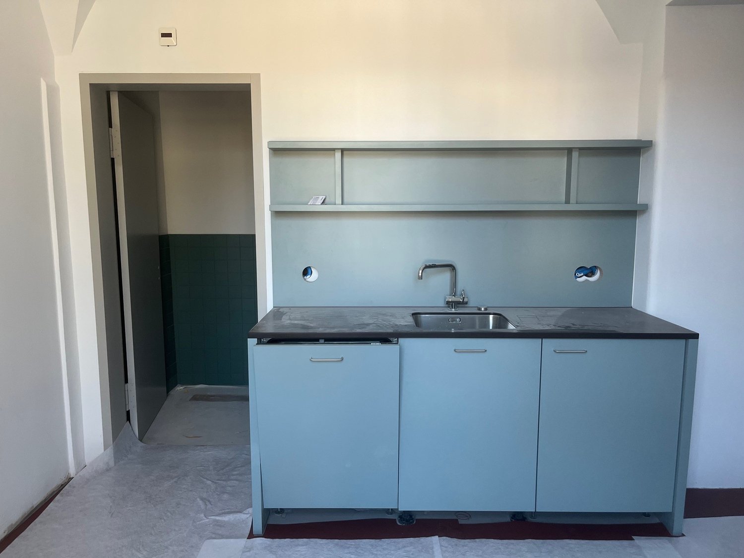 177m² office