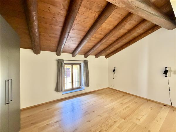6 rooms attic flat, photo 10 of 10