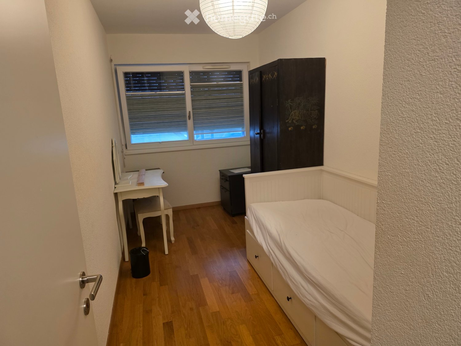 1 room single room